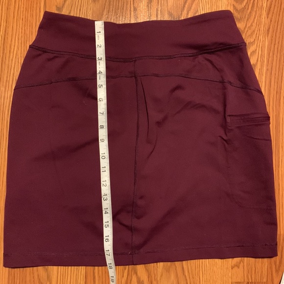 Duluth Trading Co Skort - Picture 4 of 7